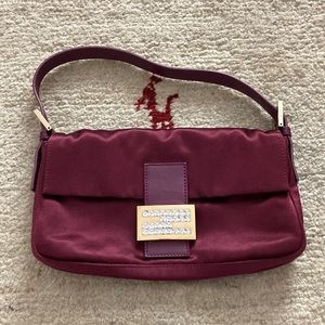AUTHENTIC FENDI RASPBERRY BAGUETTE BAG RHINESTONE SEX & THE CITY CARRIE BRADSHAW